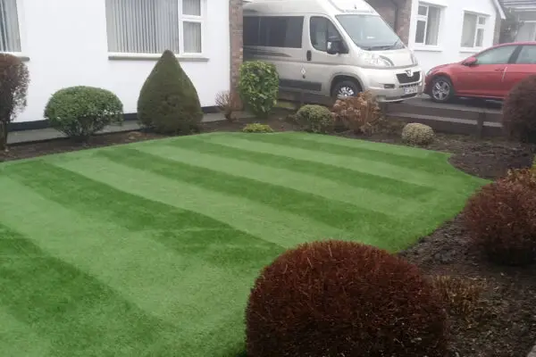 testimonial-lawn